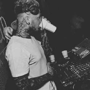 DJ Play